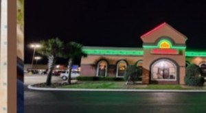 Mi Casita Mexican Restaurante exterior at night